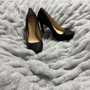 Sinelia Snake Embossed Platform Pumps size 7 1/2